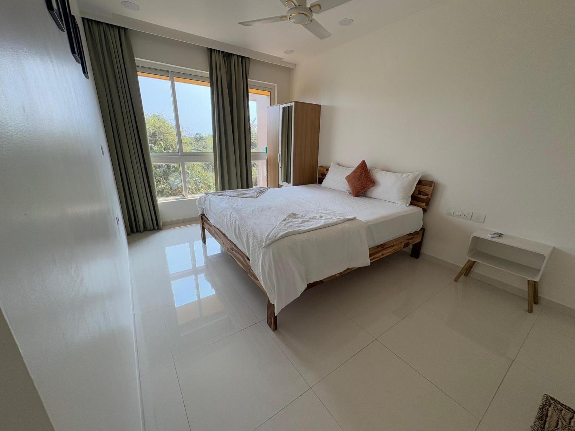 Good Stay 2Bhk Pool Apartment 10 Mins From Dabolim Airport Goa 102 Consua Eksteriør bilde