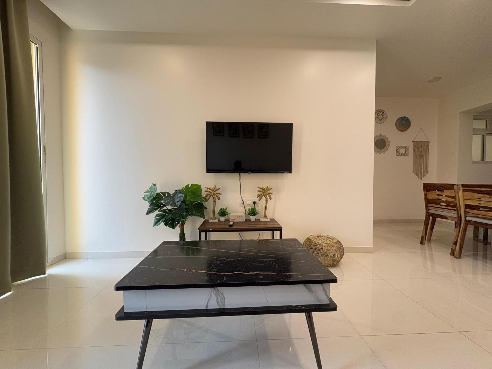 Good Stay 2Bhk Pool Apartment 10 Mins From Dabolim Airport Goa 102 Consua Eksteriør bilde